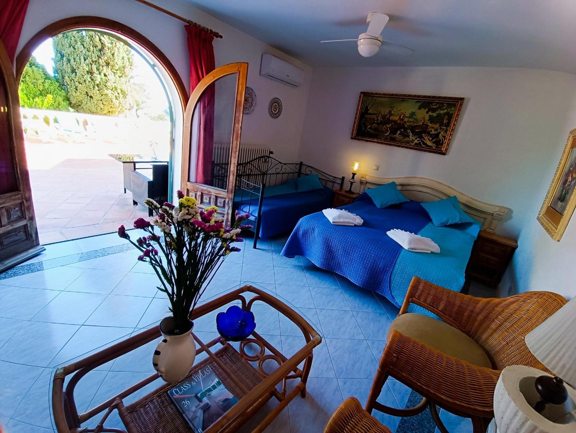 Villa Prestige Бениса Экстерьер фото